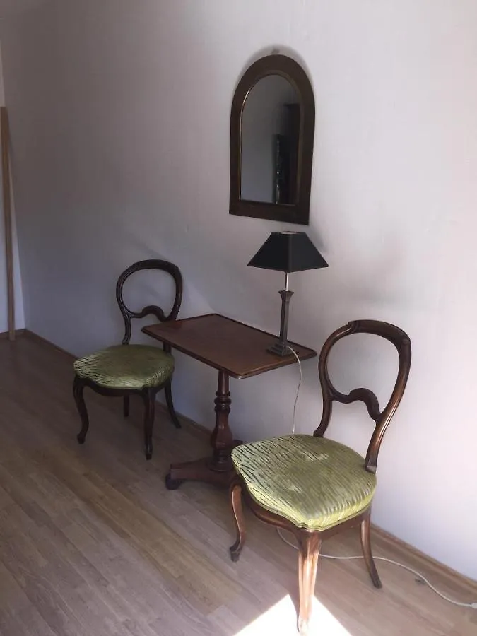 Stillvoll Wohnen Mit Fahrradweg Zum Festspielhaus Heinersreuth Apartment